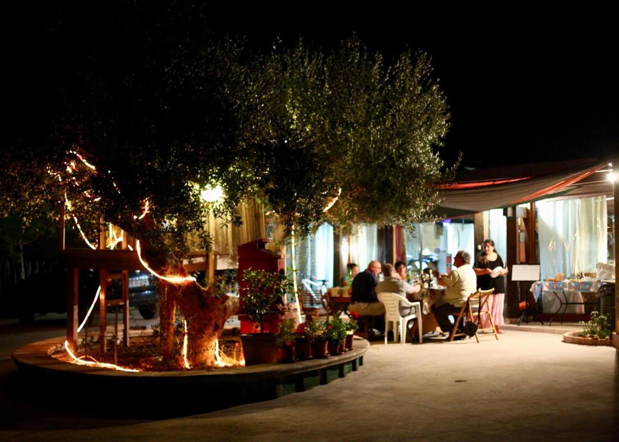 Music House A Castellana Grotte Confinante Via Per Turi 500M Dalle Grotte Eksteriør billede