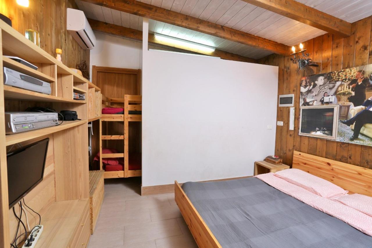 Music House A Castellana Grotte Confinante Via Per Turi 500M Dalle Grotte Eksteriør billede