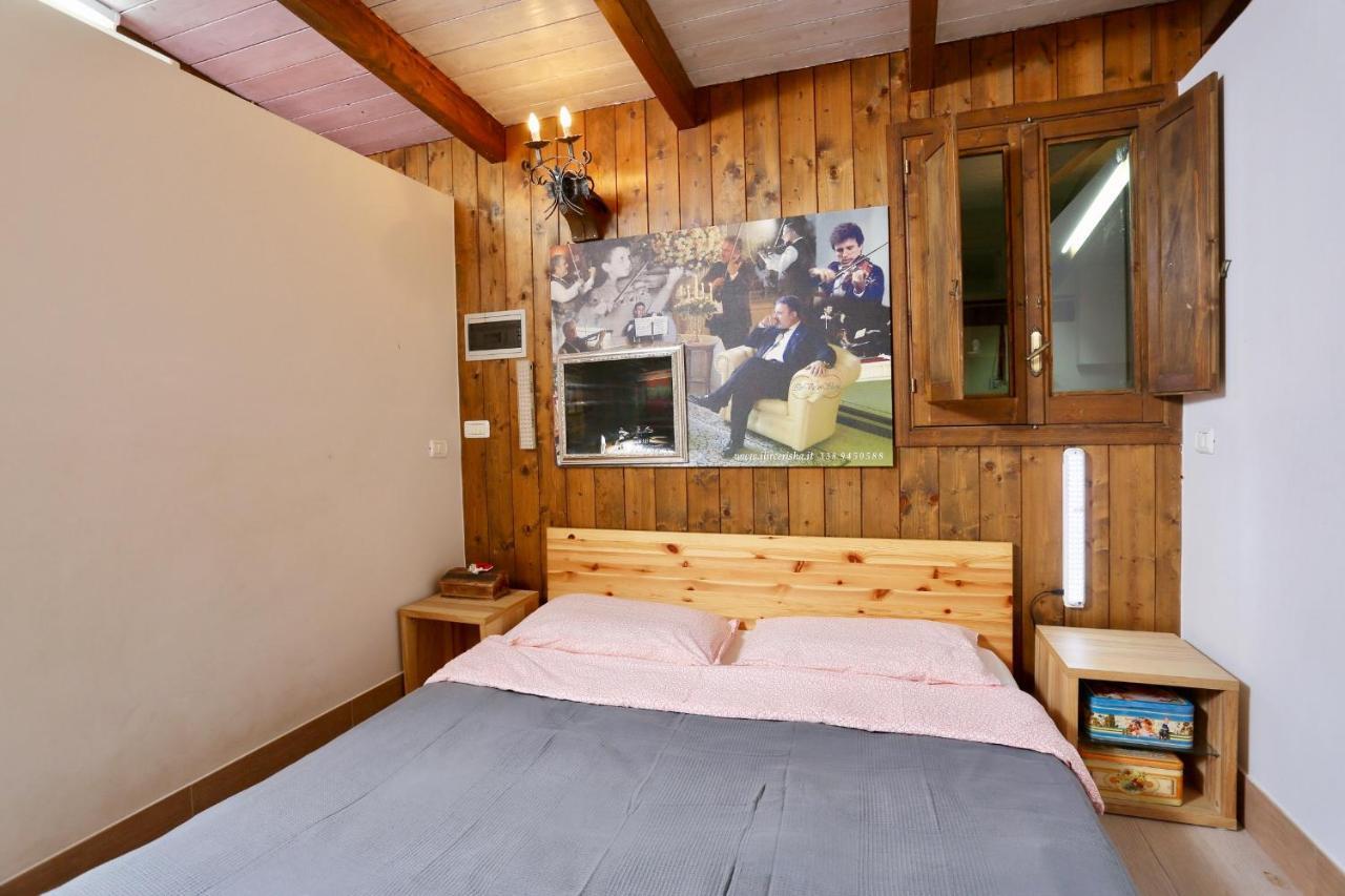 Music House A Castellana Grotte Confinante Via Per Turi 500M Dalle Grotte Eksteriør billede