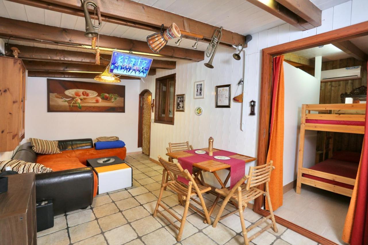 Music House A Castellana Grotte Confinante Via Per Turi 500M Dalle Grotte Eksteriør billede